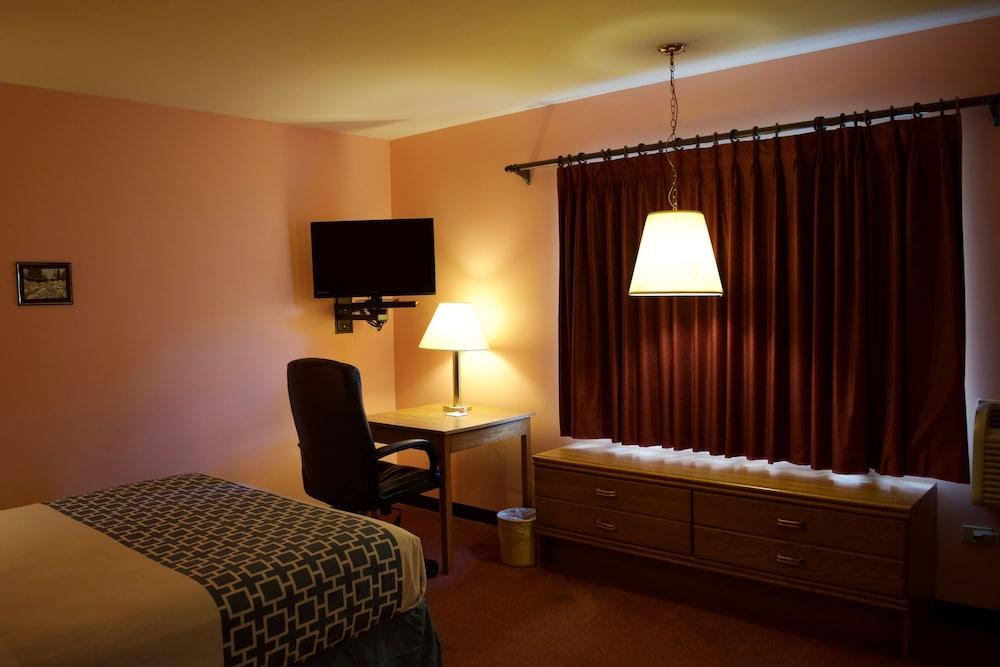 Amerivu Inn & Suites - St Croix Falls Saint Croix Falls Esterno foto