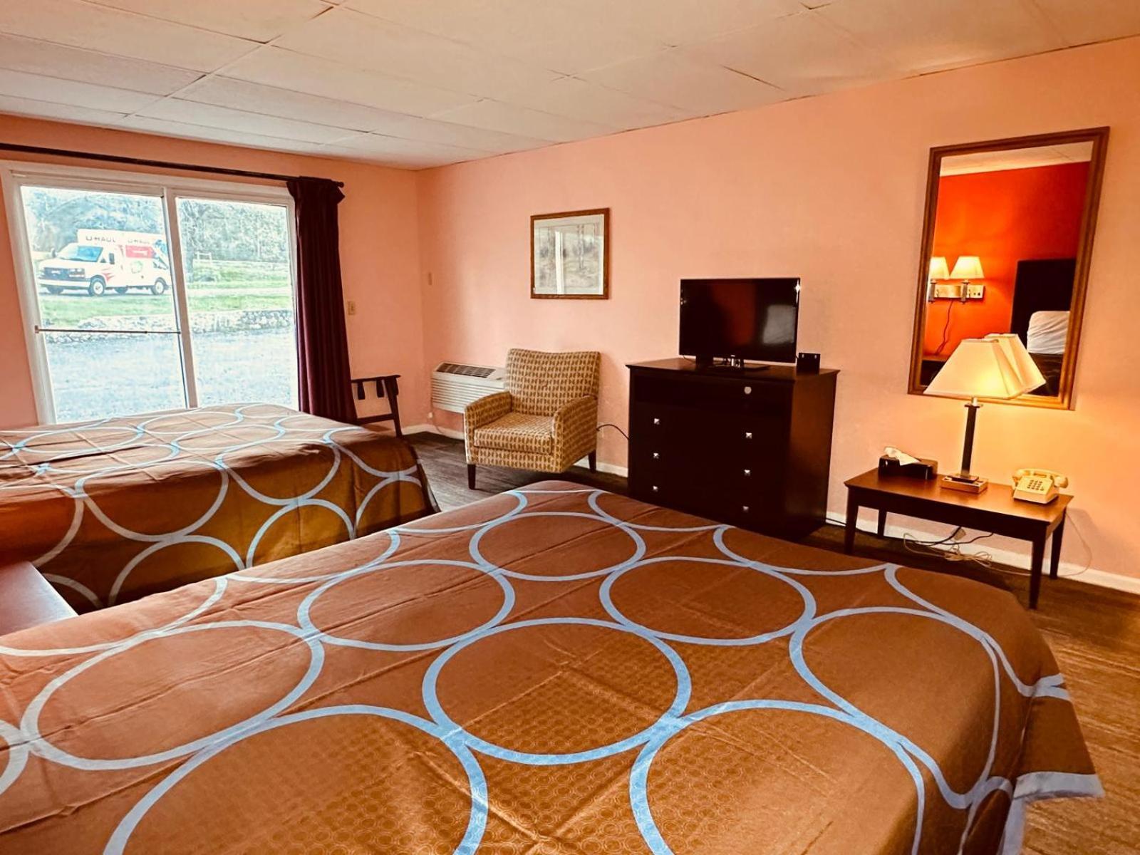 Amerivu Inn & Suites - St Croix Falls Saint Croix Falls Esterno foto