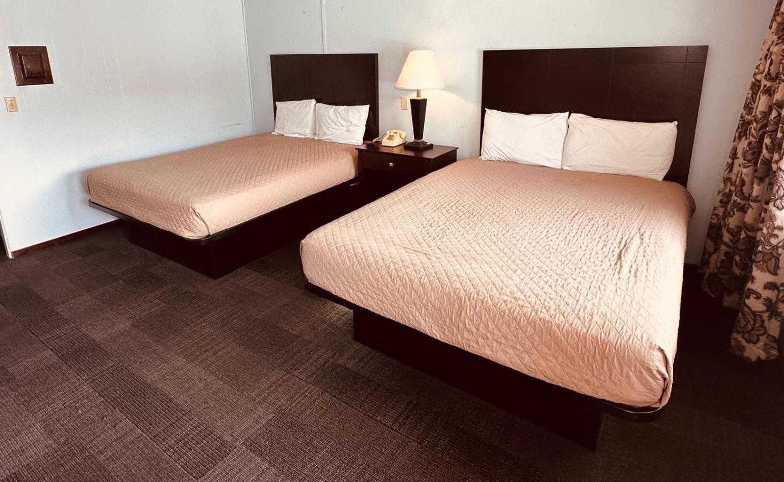 Amerivu Inn & Suites - St Croix Falls Saint Croix Falls Esterno foto