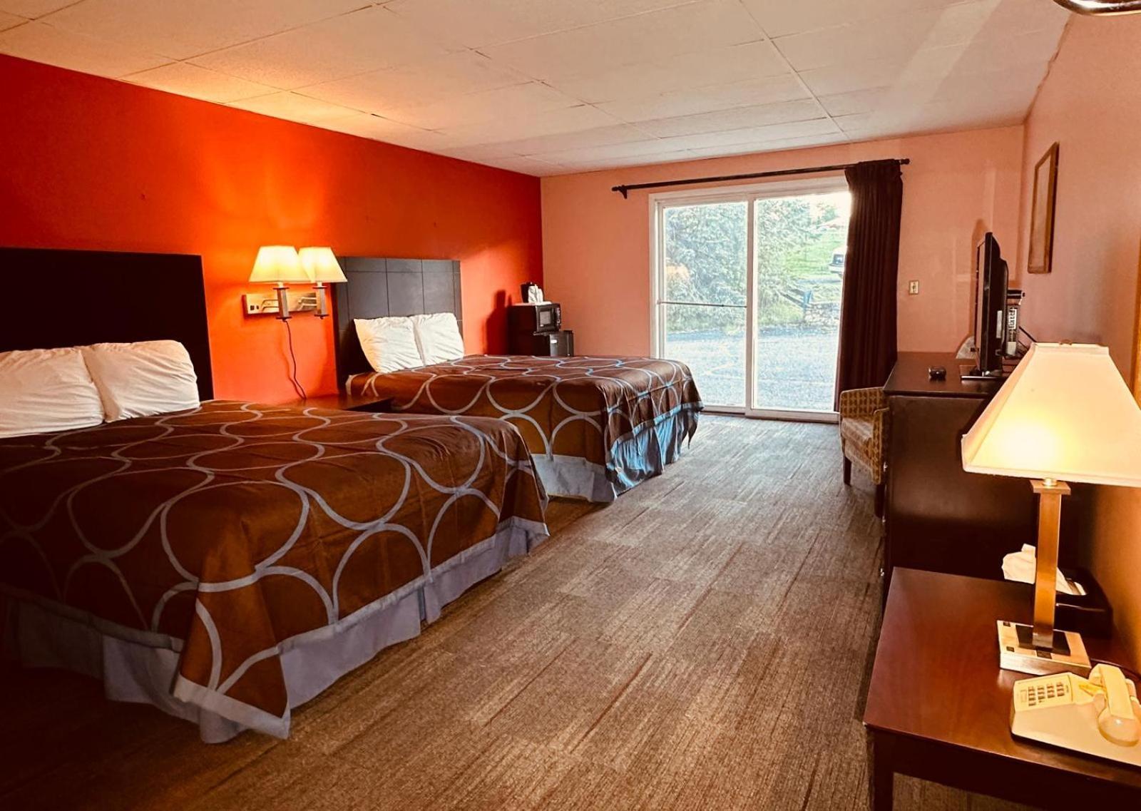 Amerivu Inn & Suites - St Croix Falls Saint Croix Falls Esterno foto