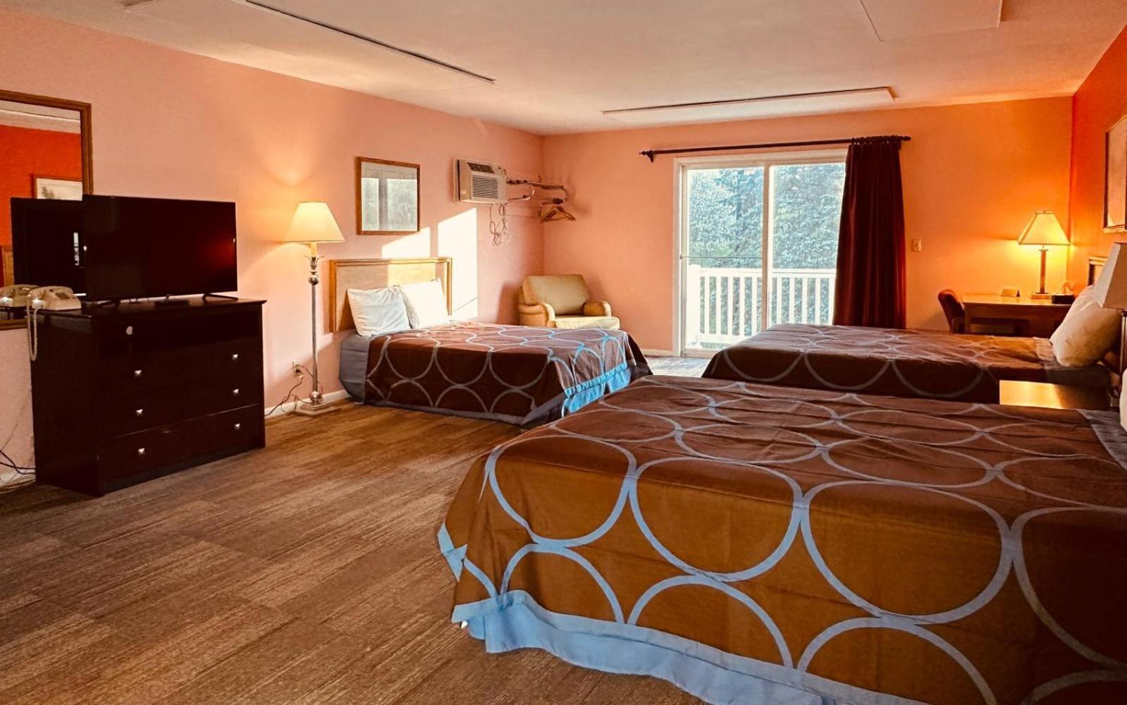 Amerivu Inn & Suites - St Croix Falls Saint Croix Falls Esterno foto