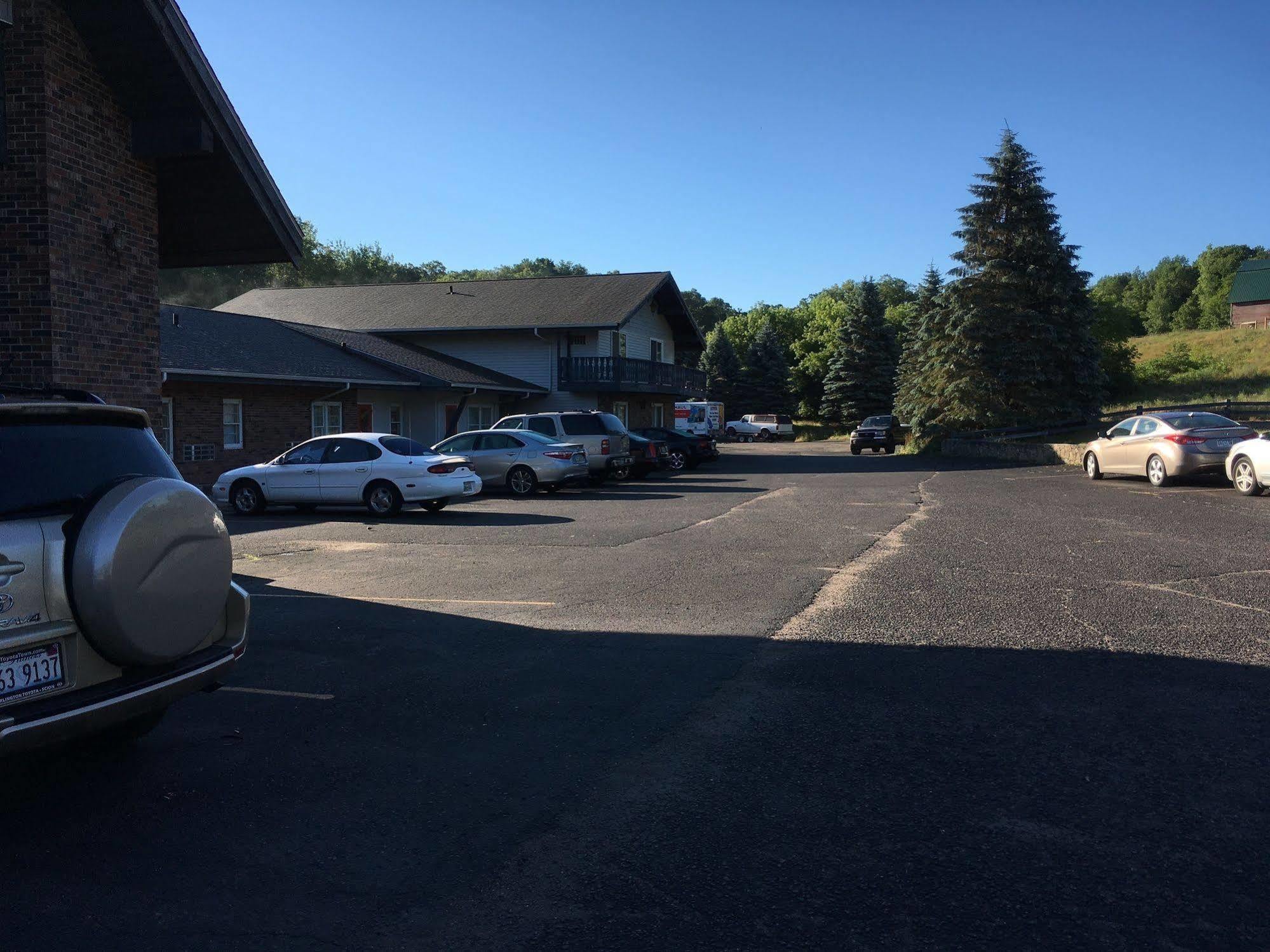 Amerivu Inn & Suites - St Croix Falls Saint Croix Falls Esterno foto